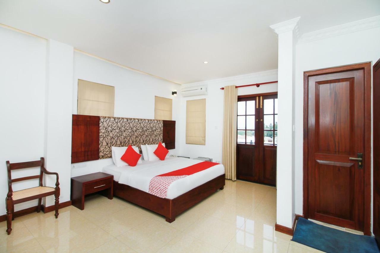 Hotel Queensbury Malabe Kaduwela Zewnętrze zdjęcie