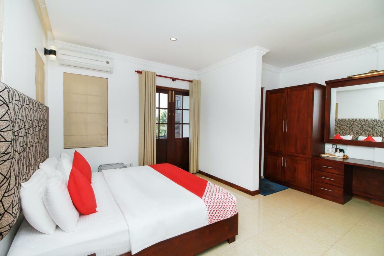 Hotel Queensbury Malabe Kaduwela Zewnętrze zdjęcie